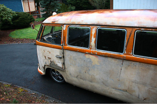 Illustration for article titled For $55,000, this may be the oldest Type II ambulance . . . in the world